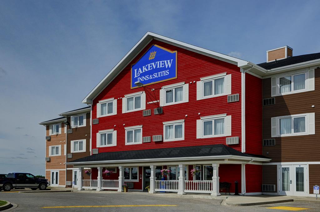 Lakeview Inns & Suites - Brandon Εξωτερικό φωτογραφία