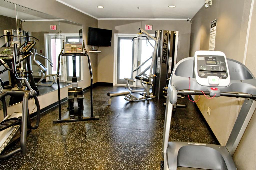 Lakeview Inns & Suites - Brandon Εξωτερικό φωτογραφία